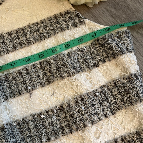 Like new J Crew tweed tank- Large - Picture 6 of 7